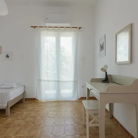 Apartment Comfortable Two Bedroom *